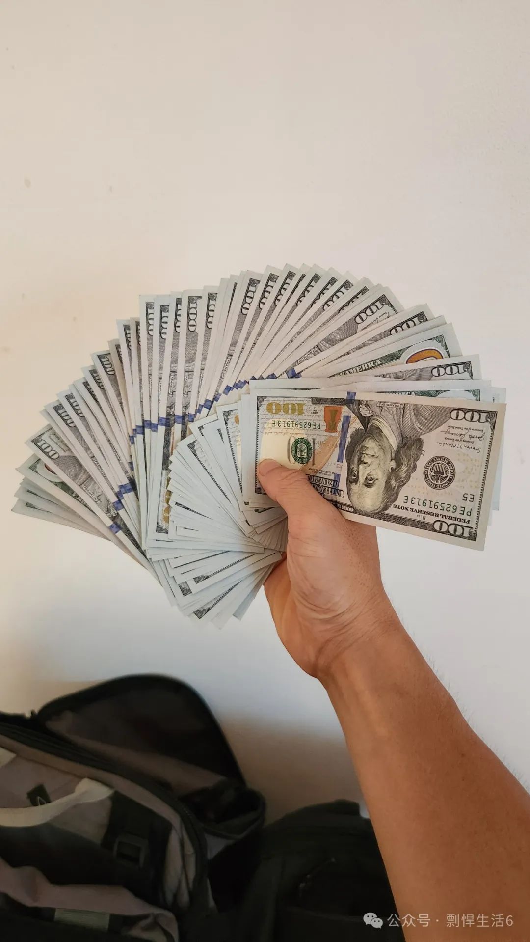 骑摩托从越南去柬埔寨，再从暹粒坐车去泰国曼谷的故事（离奇旅行+泡妞故事）