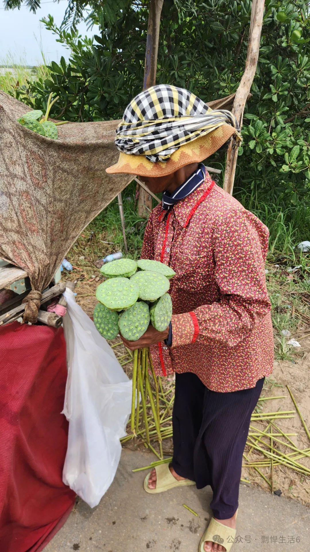 骑摩托从越南去柬埔寨，再从暹粒坐车去泰国曼谷的故事（离奇旅行+泡妞故事）